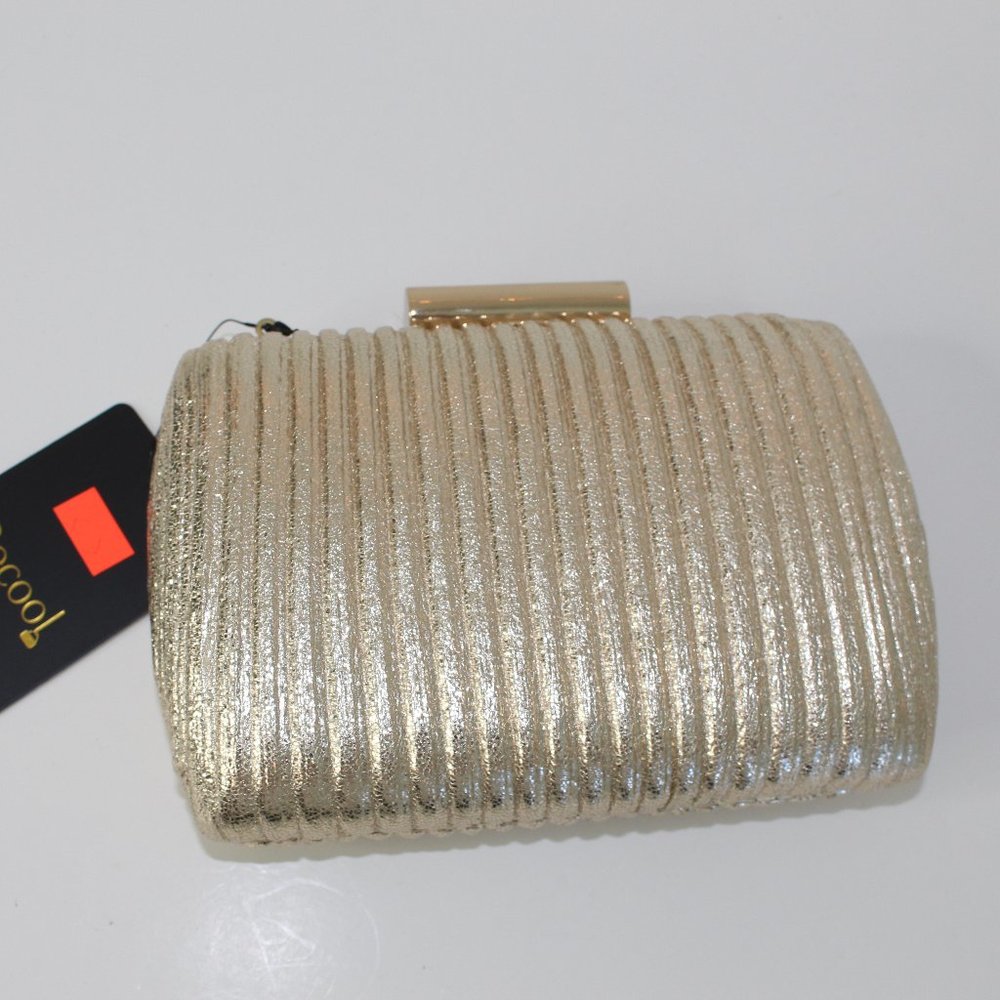 Forever 21 Gold Clutch with Chain